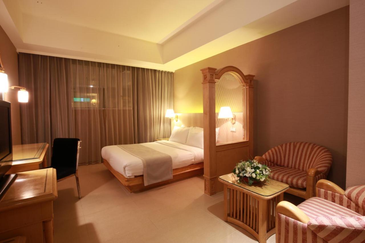 Highness Hotel Kujsan Kültér fotó