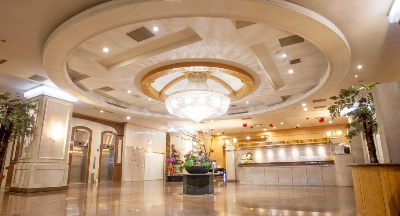 Highness Hotel Kujsan Kültér fotó