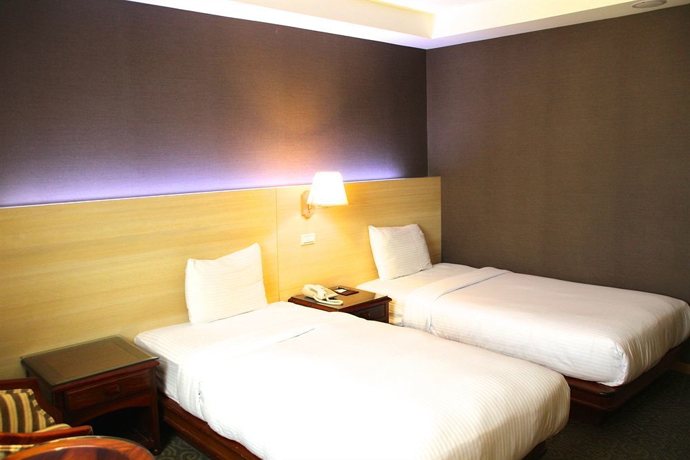 Highness Hotel Kujsan Kültér fotó